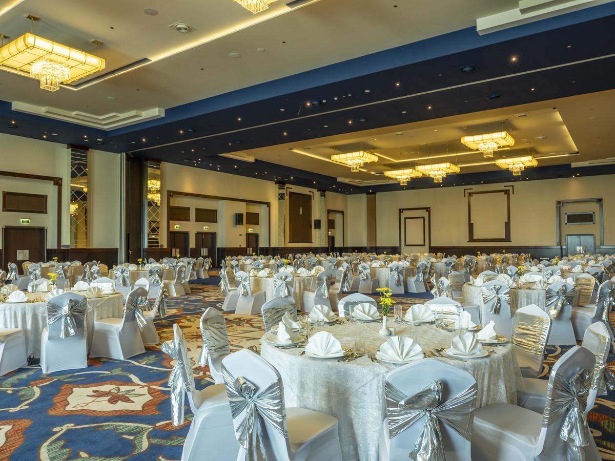 레타즈 살와 리조트 앤 스파 도하 외부 사진 The Grand Ballroom