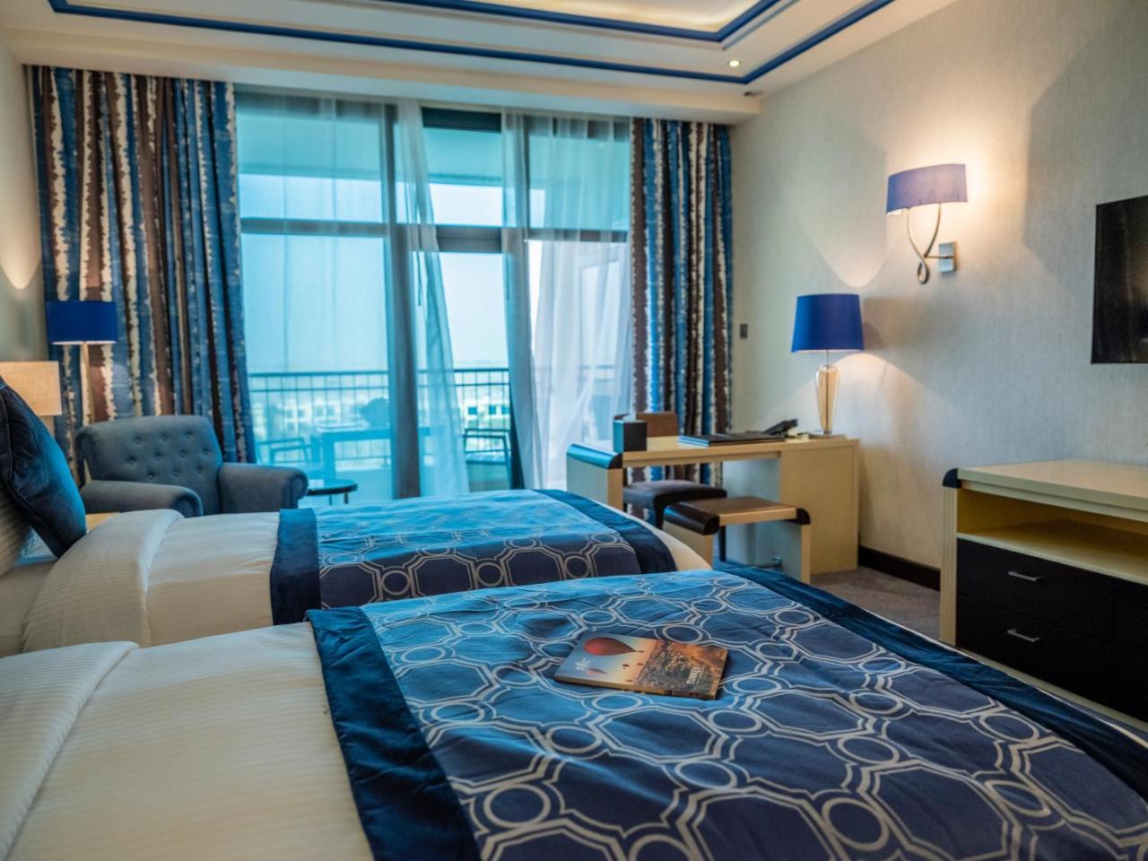 레타즈 살와 리조트 앤 스파 도하 외부 사진 A room at the hotel